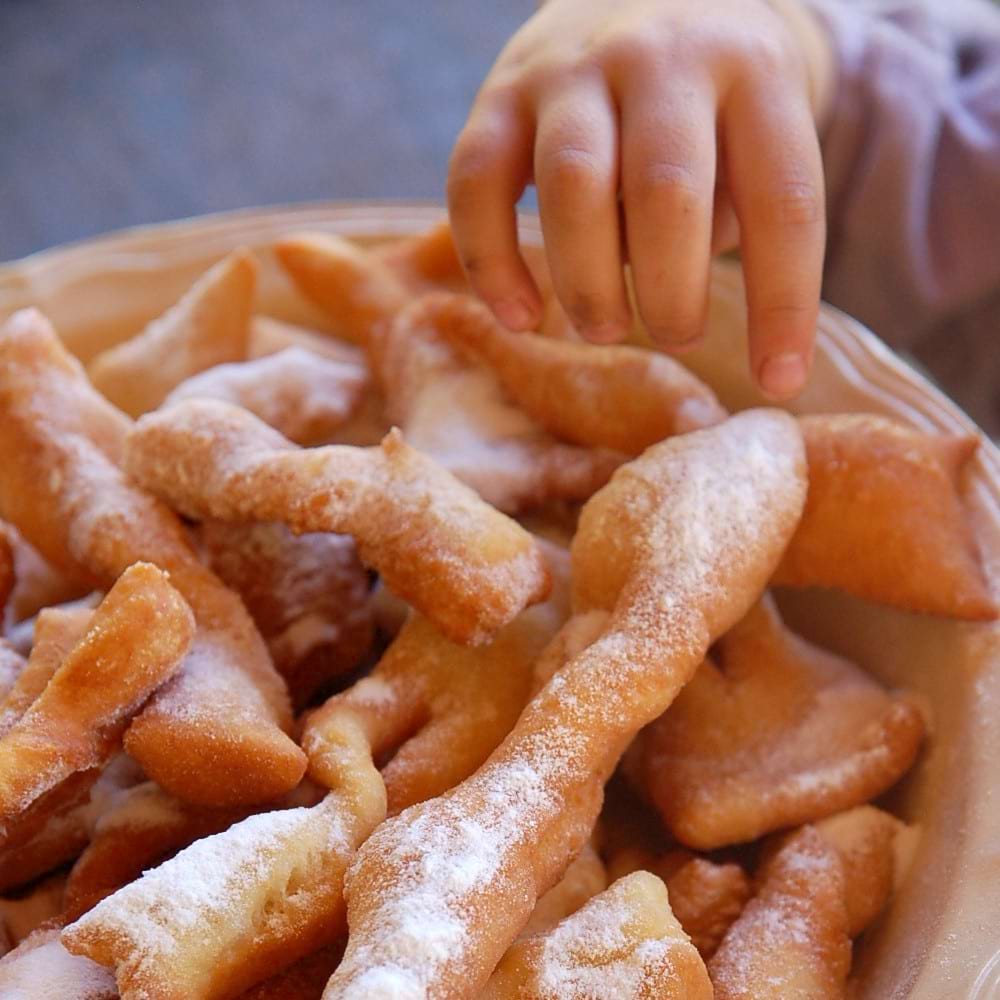 八王子　ビューニュ　手作り　ローヌ　カーニバル　マルディ・グラ【ふらかつ】